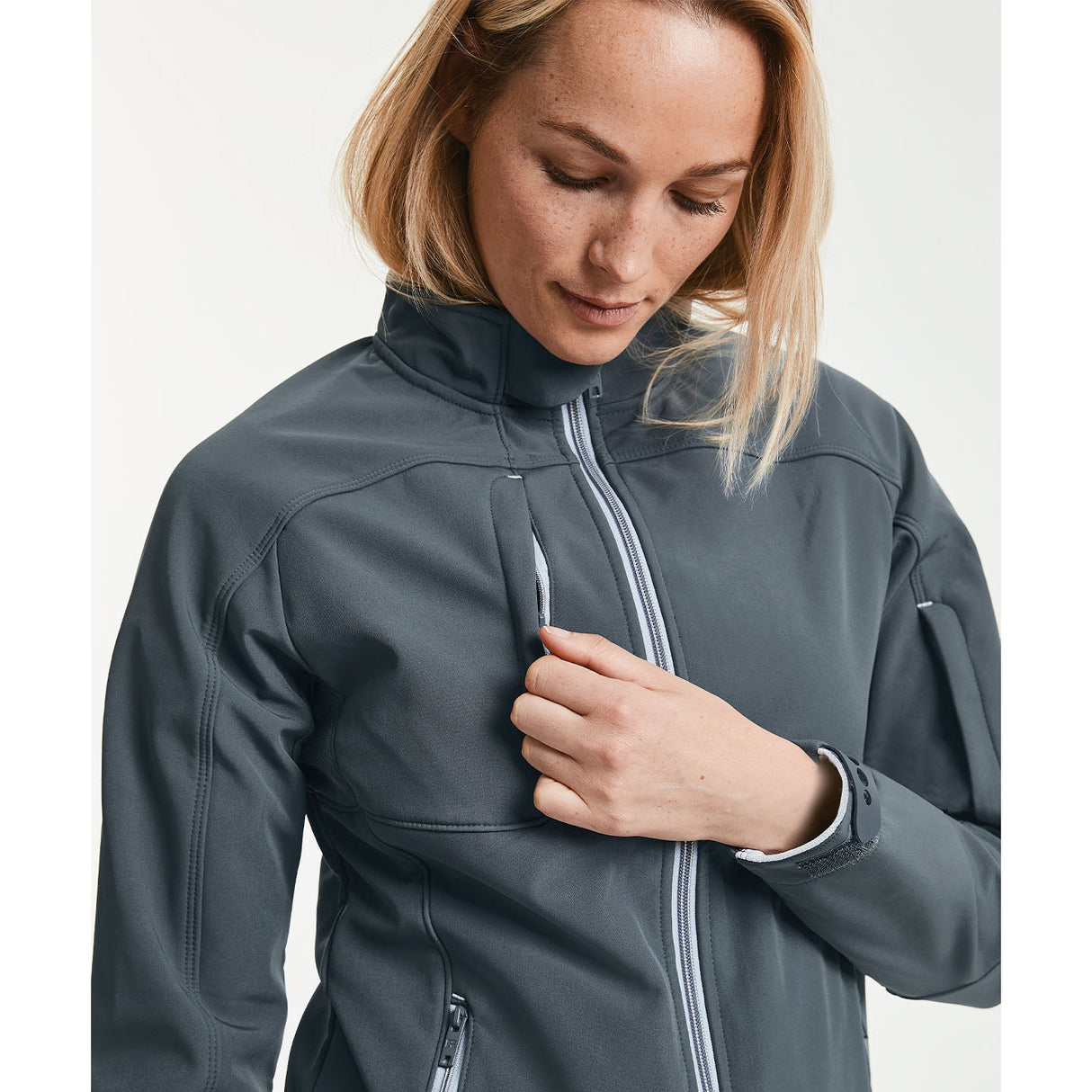 Russell Europe Women's Bionic Softshell Jacket