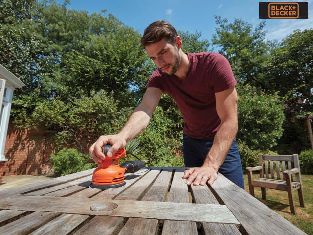 BLACK + DECKER BEW210 Heritage Random Orbital Sander 230W 240V