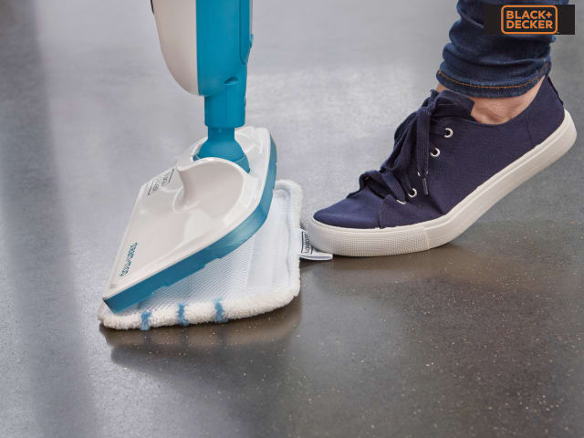 BLACK + DECKER FSM13E1 Electric steam-mop 1300W 240V