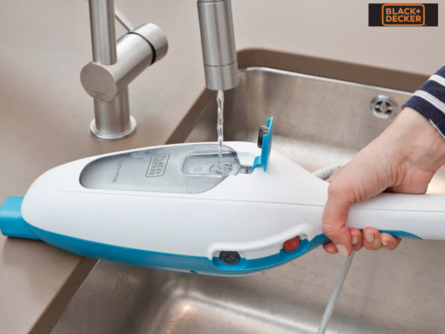 BLACK + DECKER FSM13E1 Electric steam-mop 1300W 240V