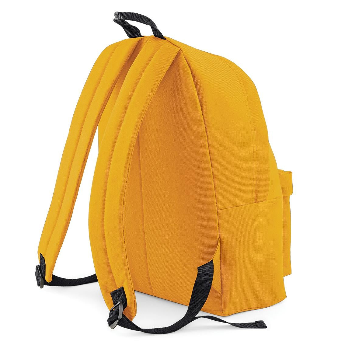 Zippered main compartment