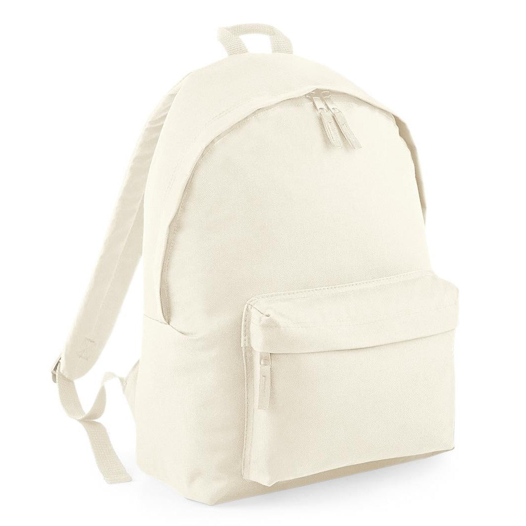 Zippered main compartment