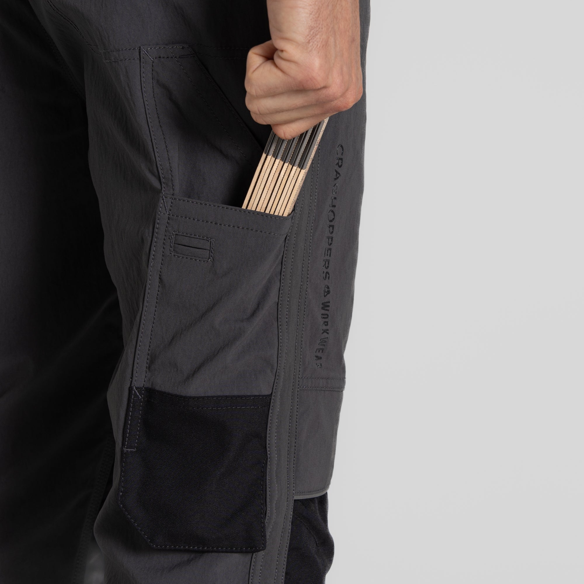 #colour_carbon-grey-black