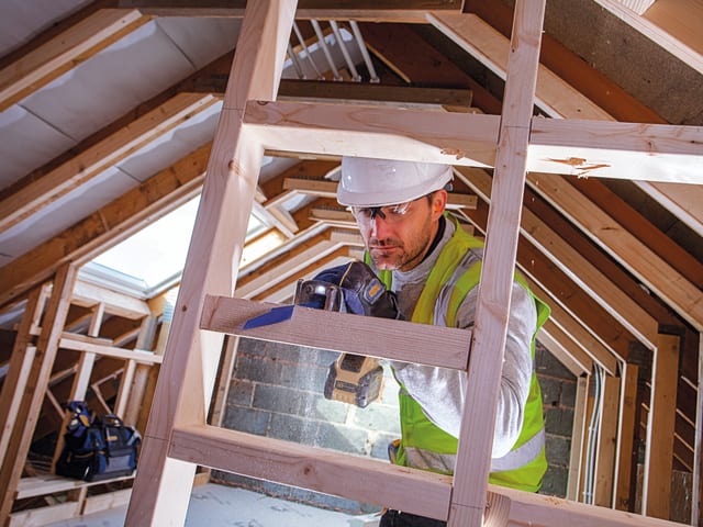 IRWIN® 956R Sabre Saw Blade Nail Embedded Wood Cutting 225mm Pack of 2