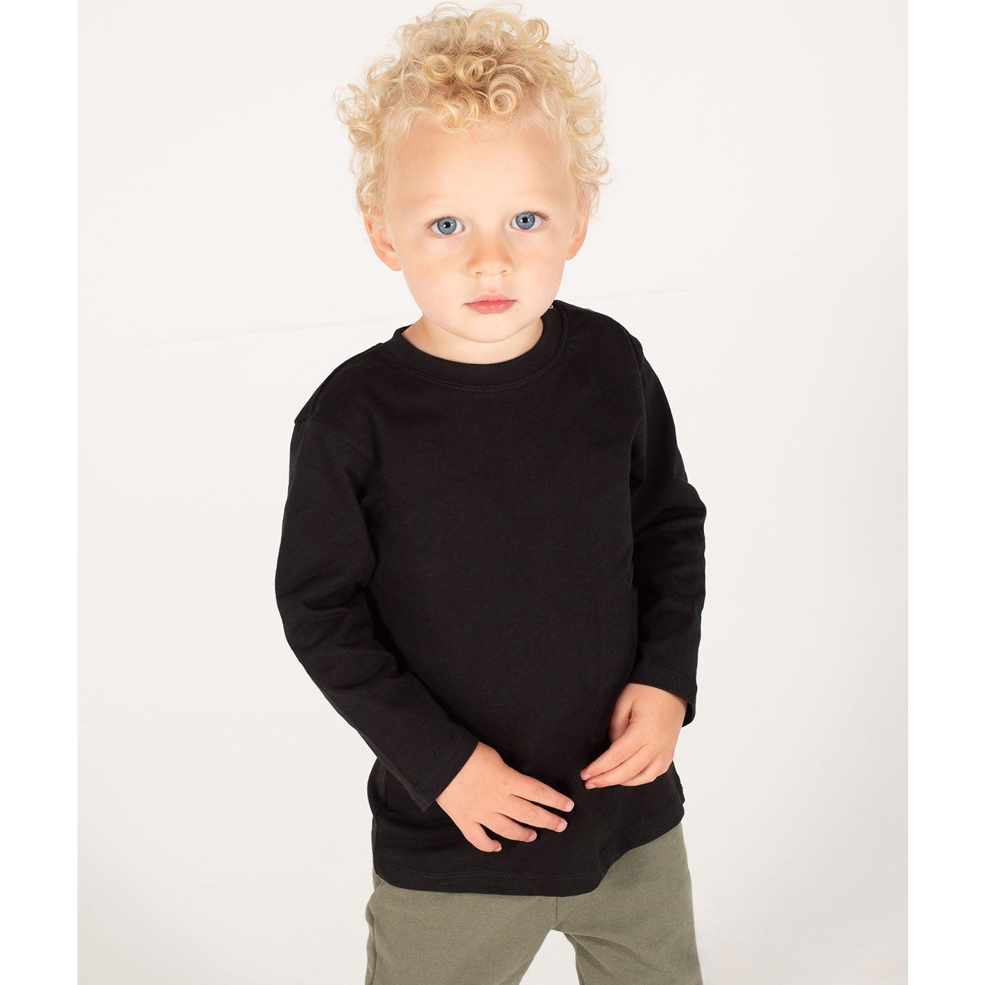 Larkwood Long-Sleeved T-Shirt