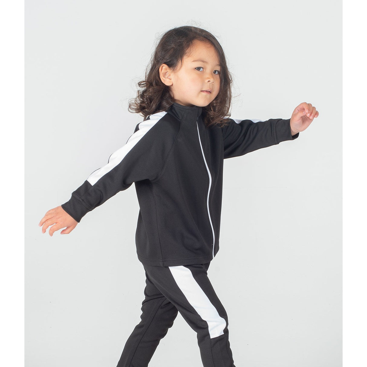 Larkwood Track Top