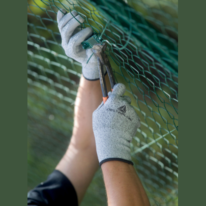 Delta Plus VENICUTB04 Level B Cut-Resistant Gloves – PU Coated Palm