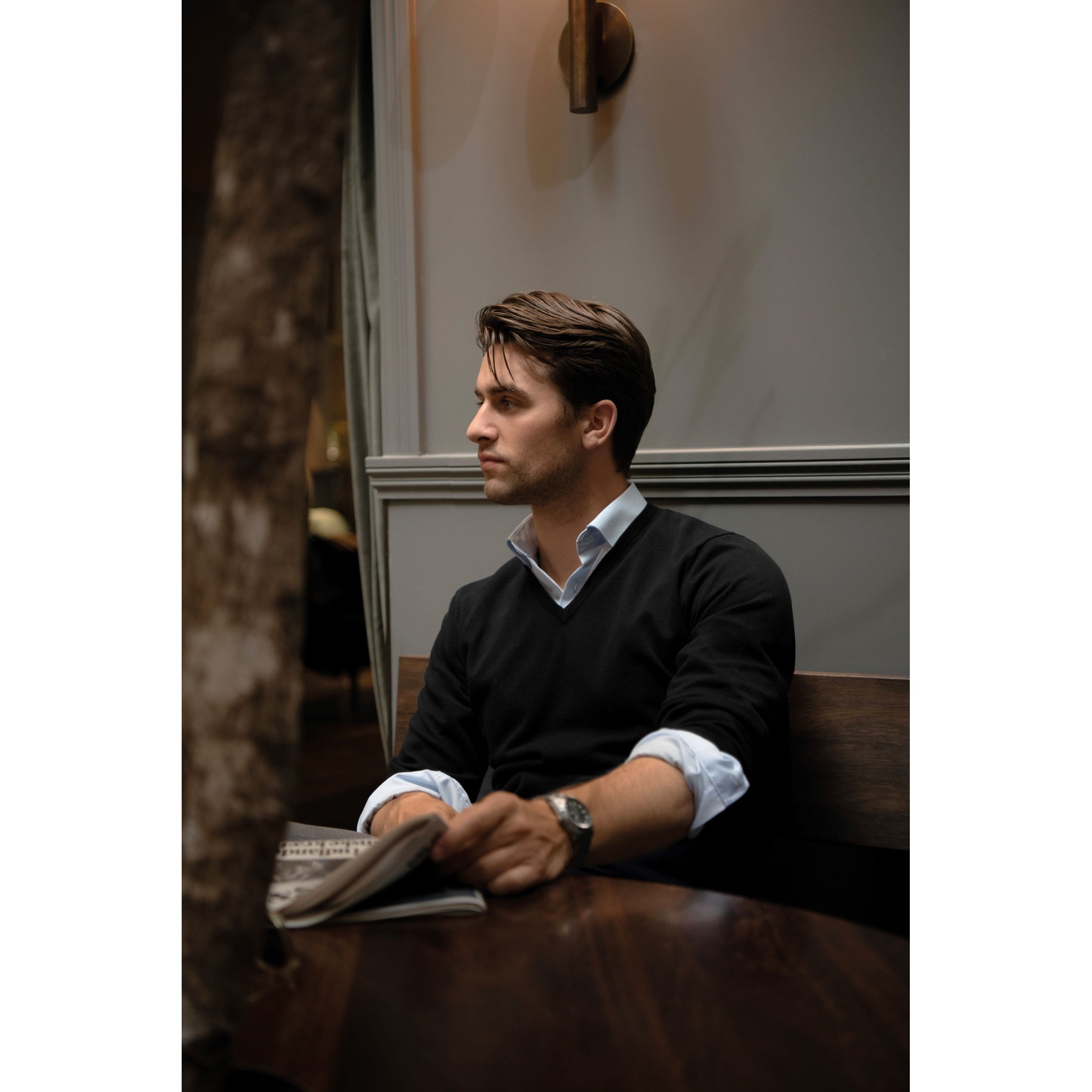 Nimbus Brighton  Elegant V-Neck Knit