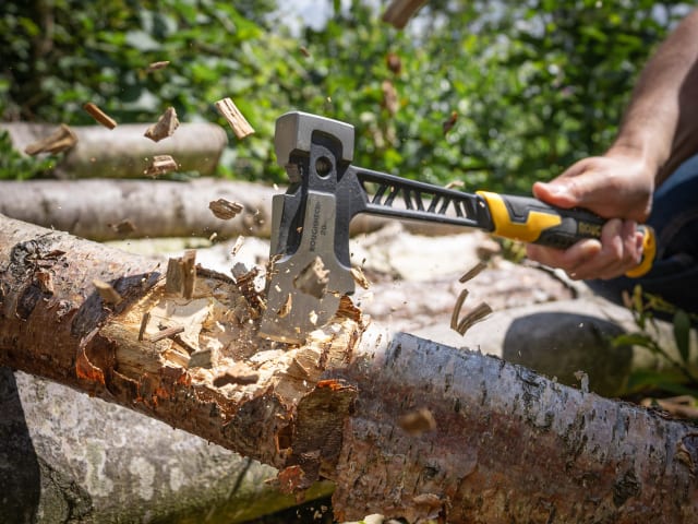 Roughneck Gorilla V-Series Axe 0.6kg (1.1/4 lb)