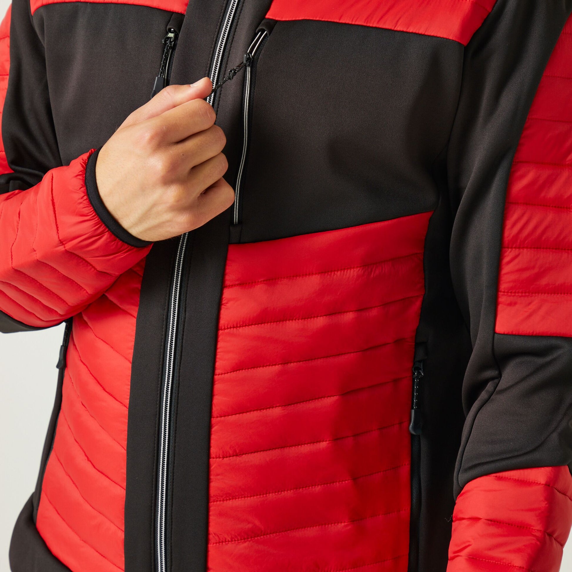 #colour_classic-red-black