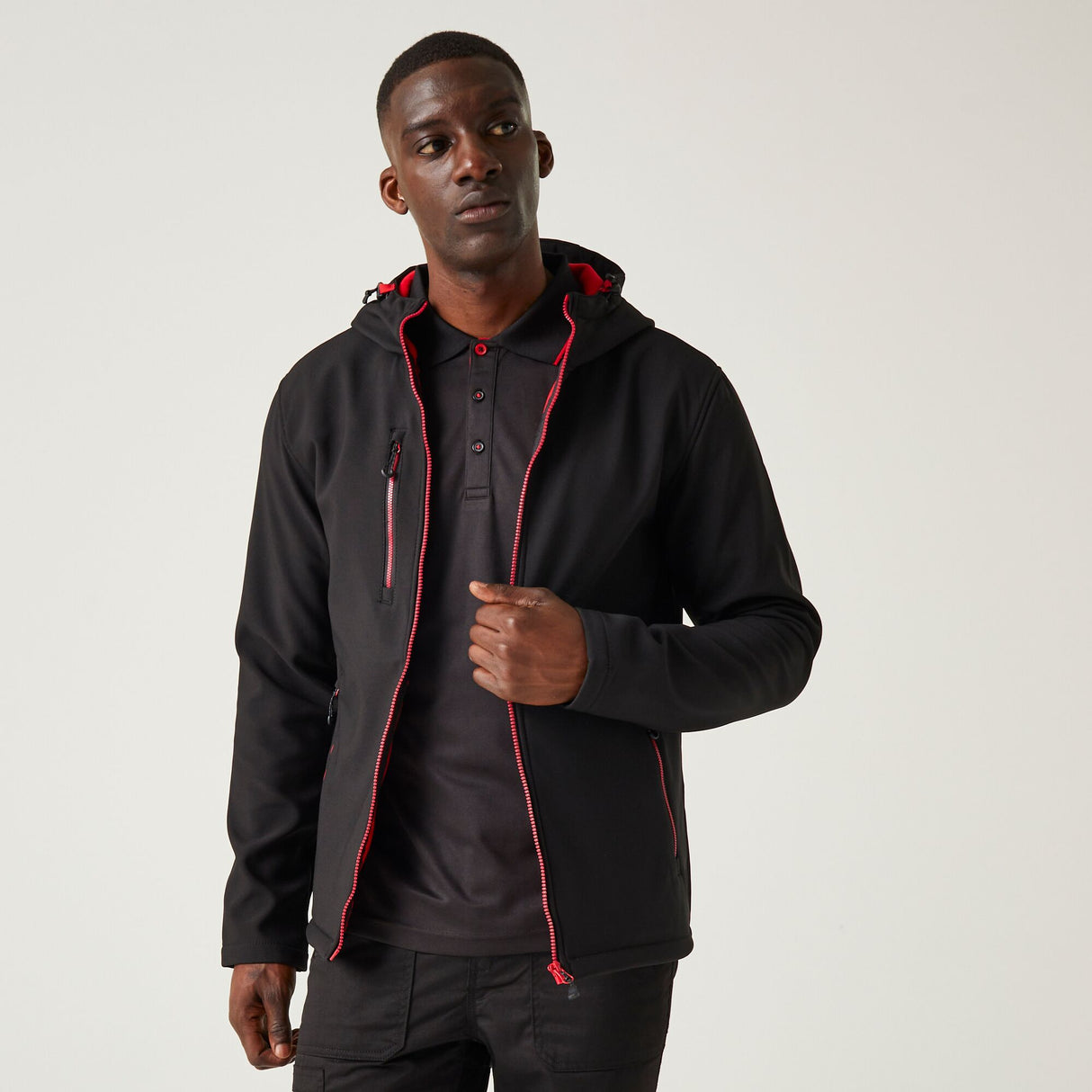 #colour_black-classic-red