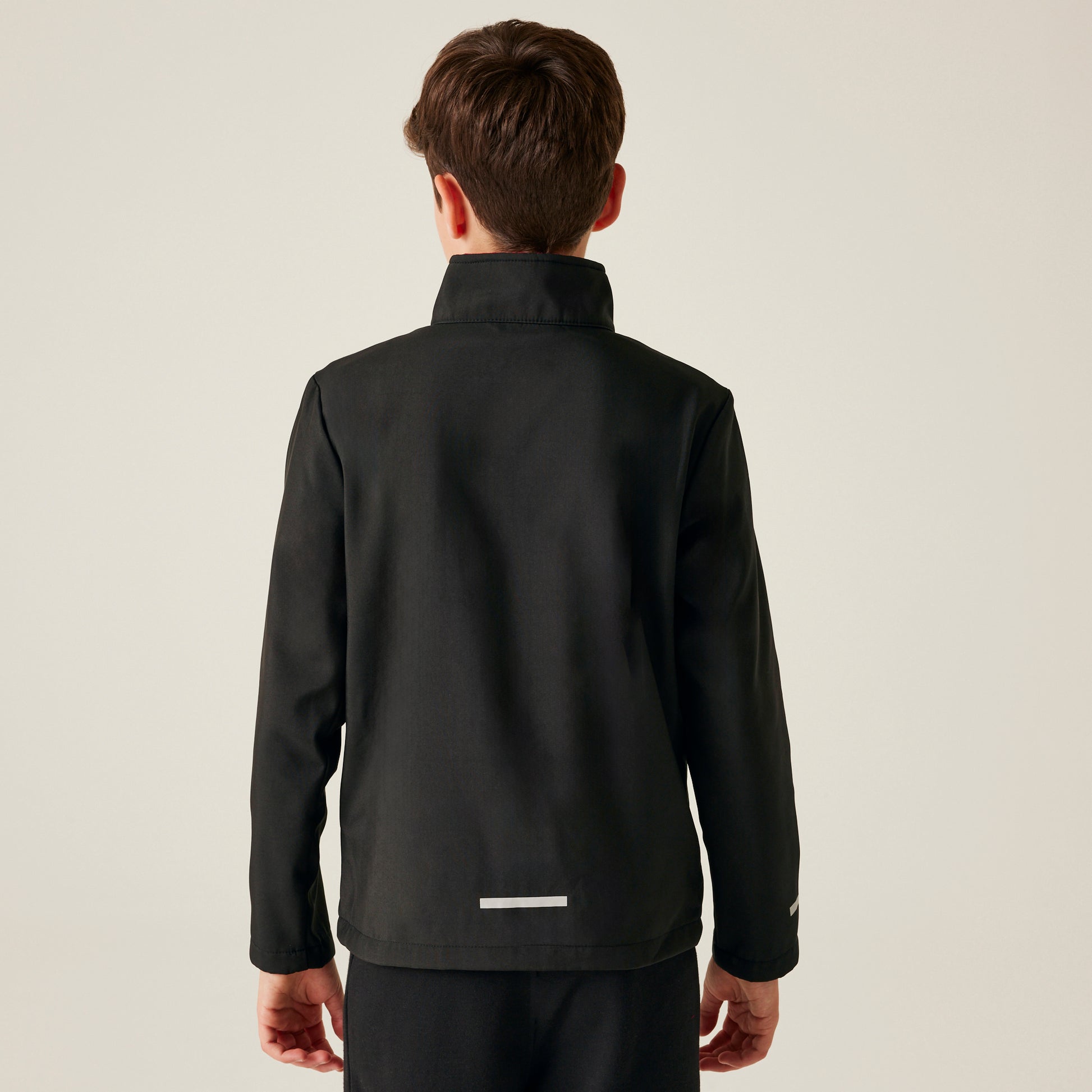 #colour_black-classic-red