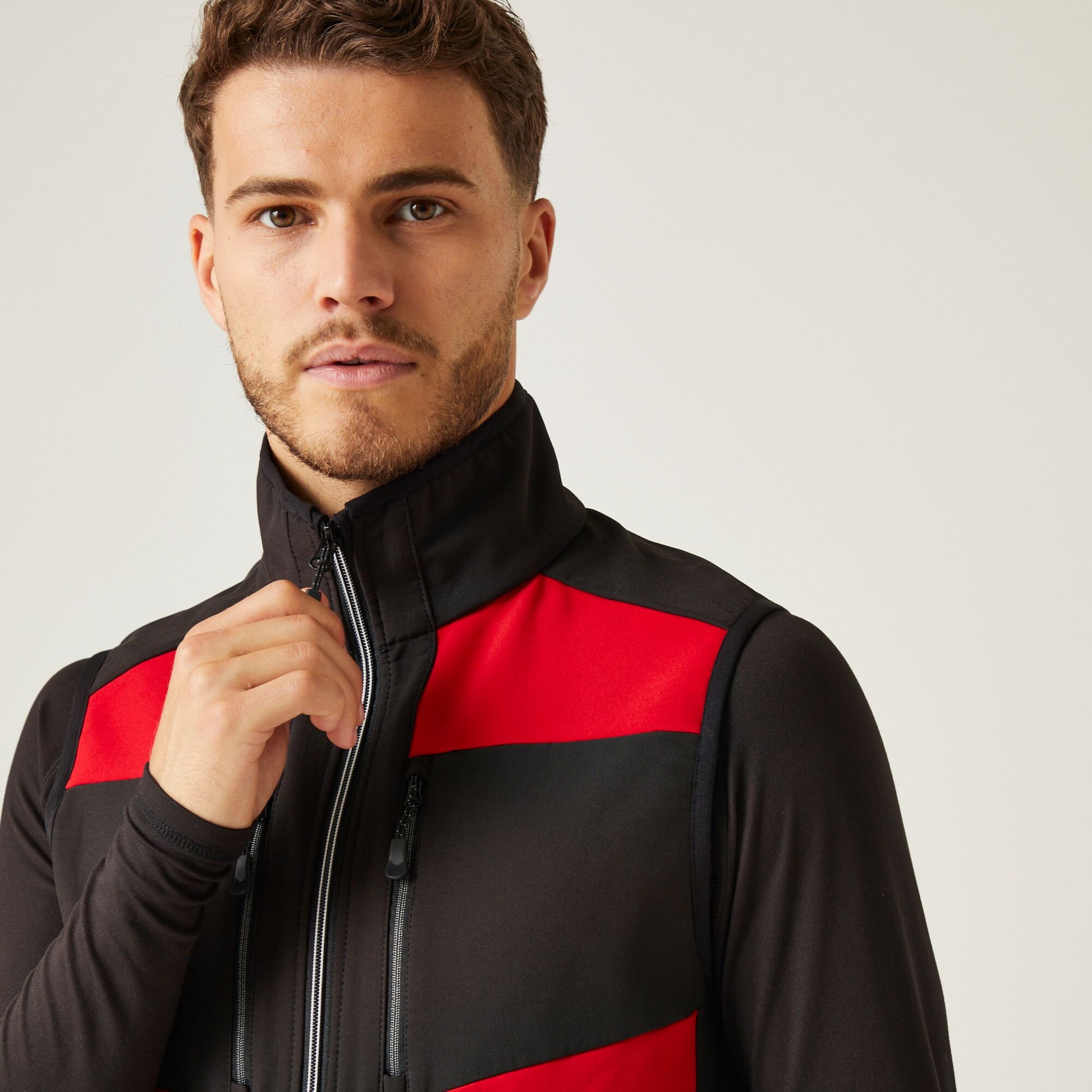 #colour_classic-red-black