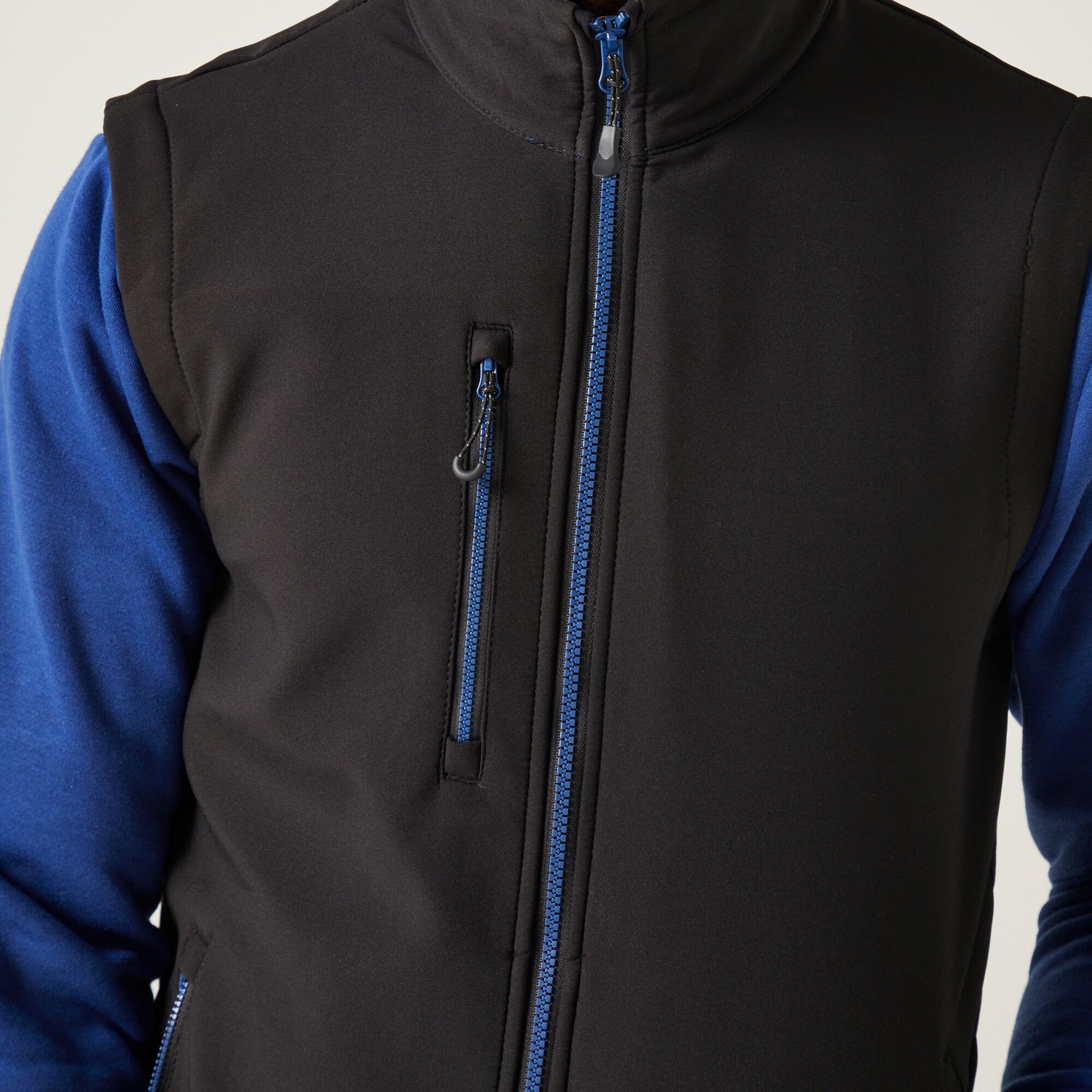 #colour_black-new-royal