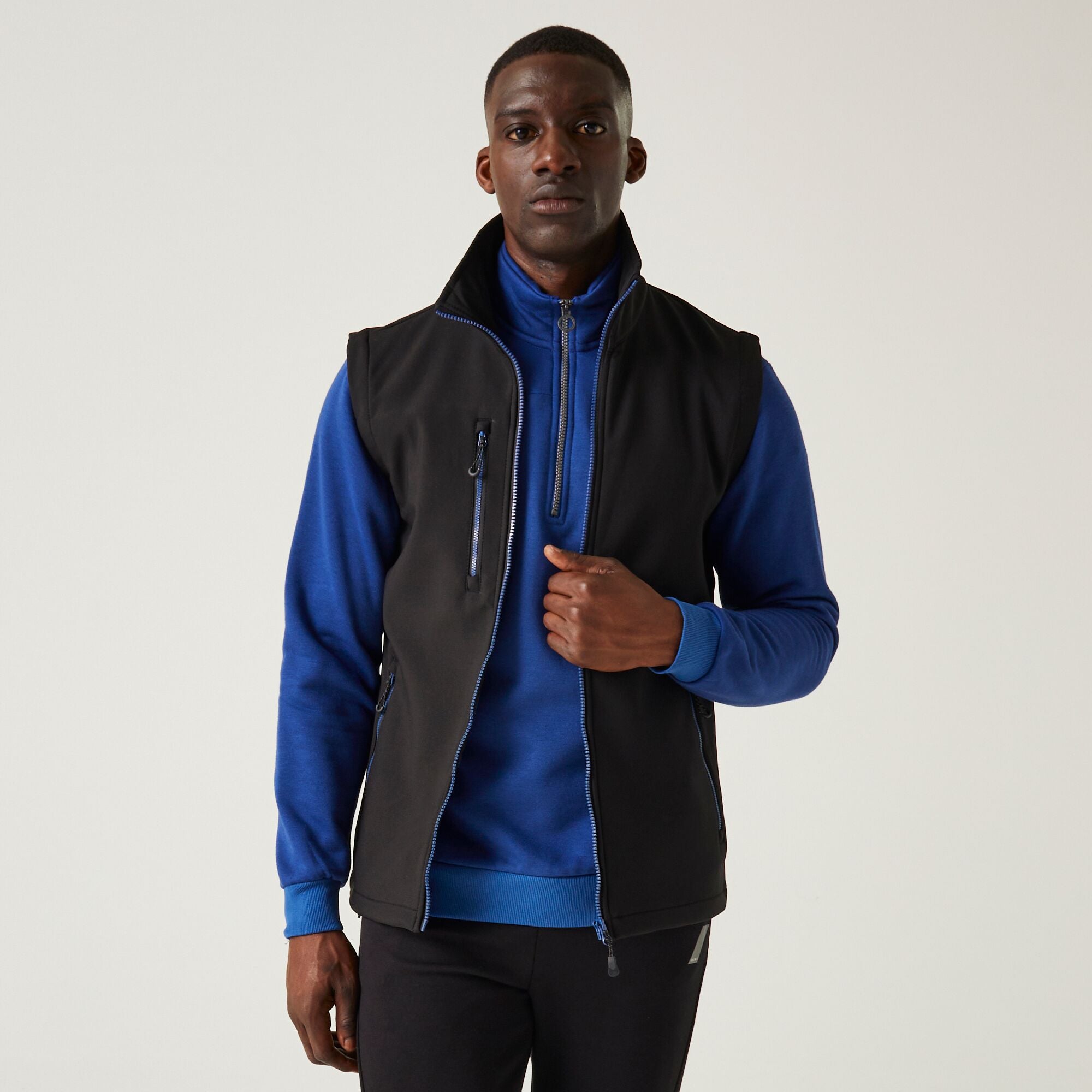 #colour_black-new-royal