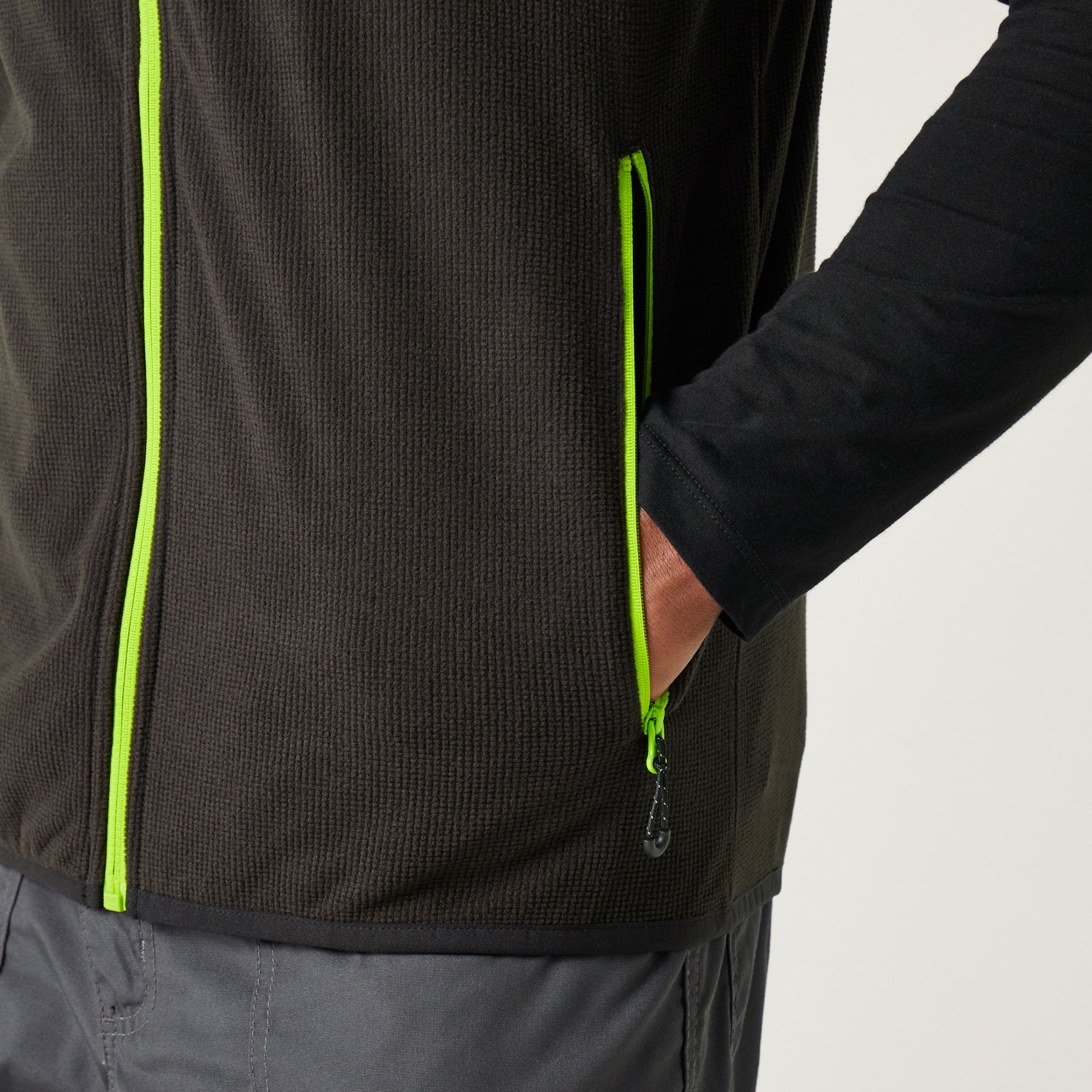 #colour_black-lime-green