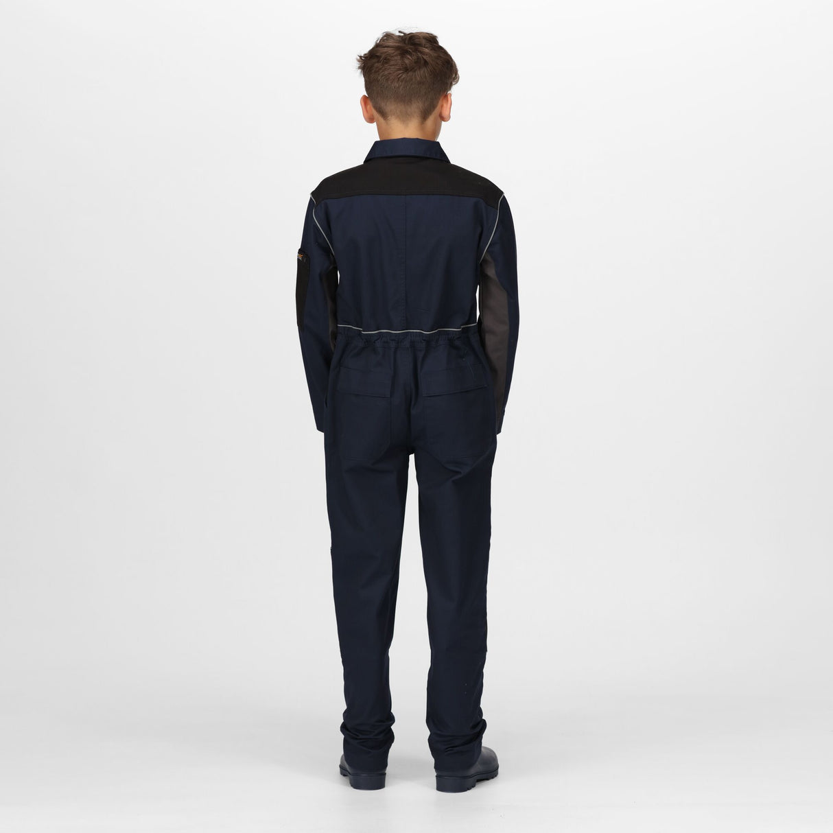 #colour_navy-black