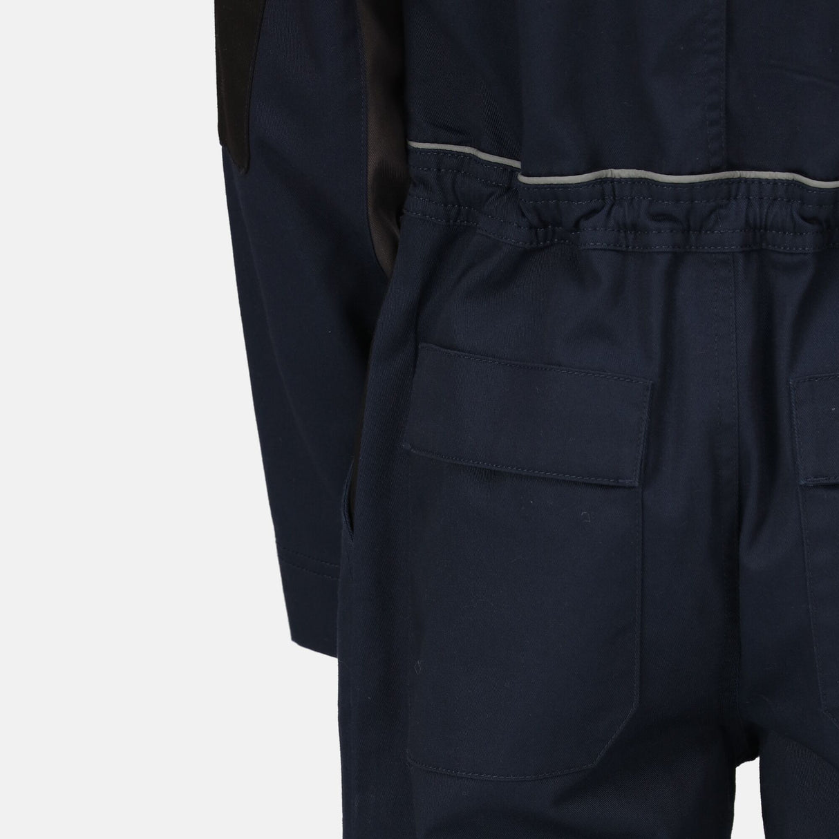 #colour_navy-black