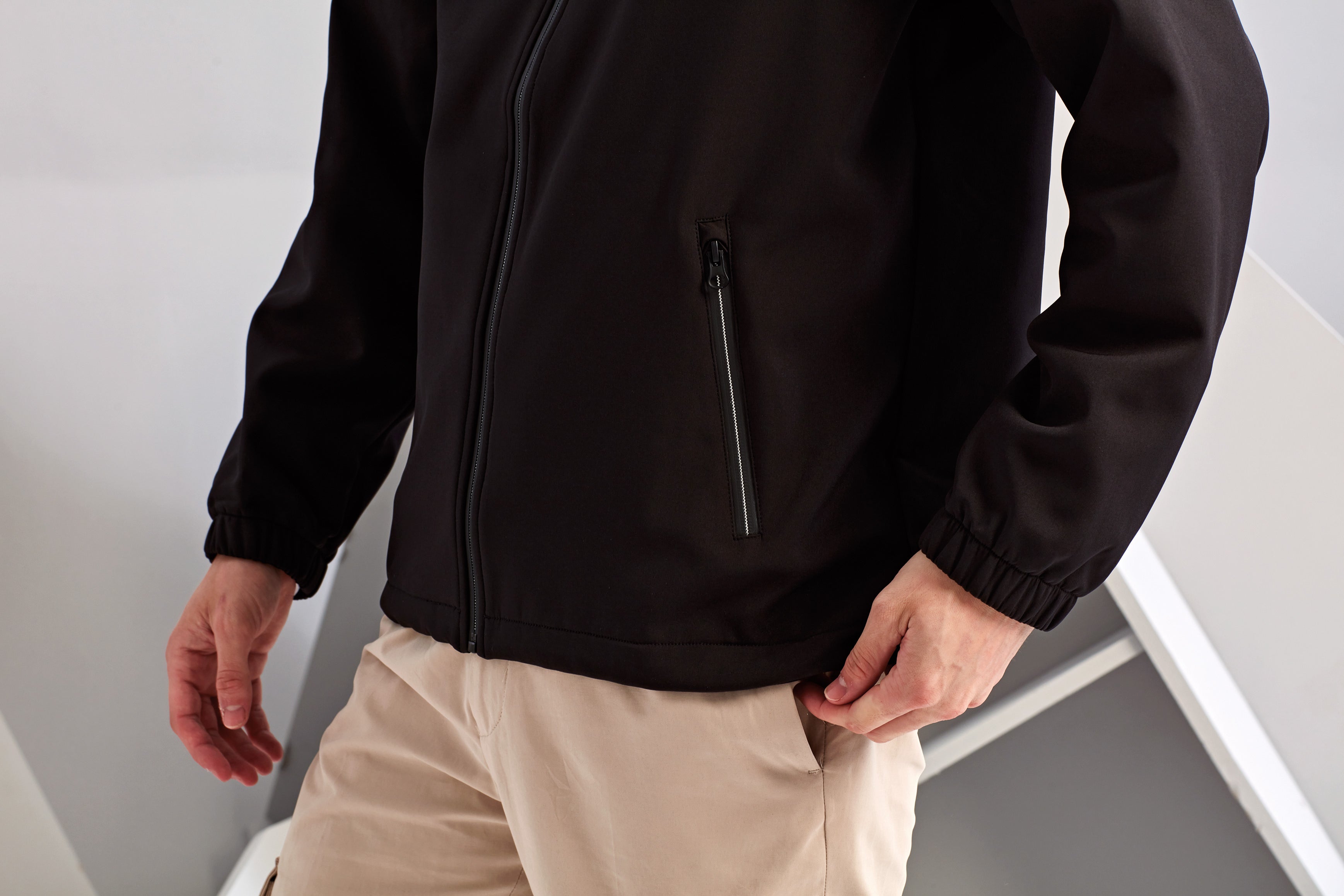 2786 Hooded 2-Layer Softshell Jacket