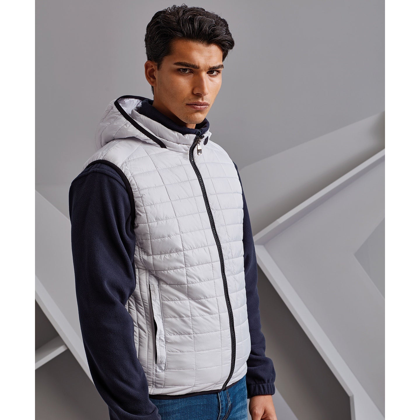 2786 Honeycomb Hooded Gilet