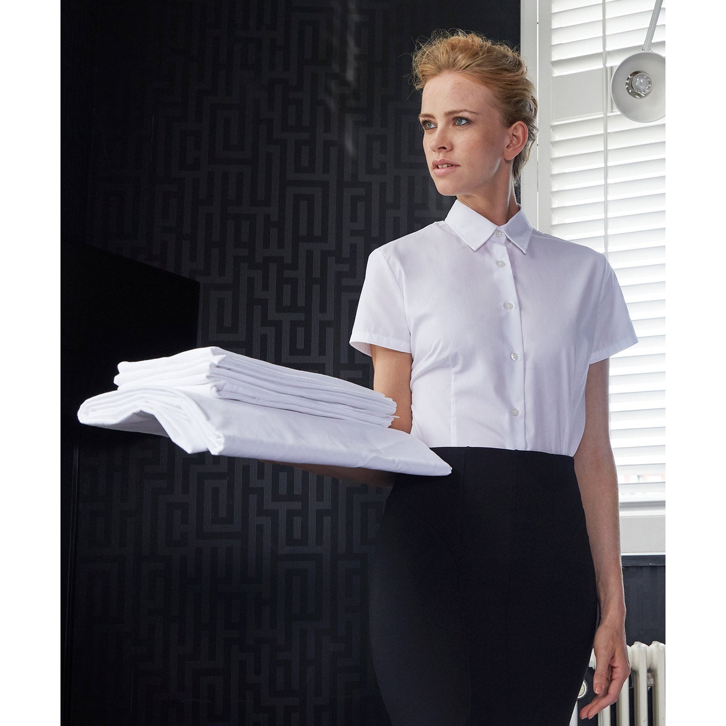 B&C Collection Smart Short Sleeve Women
