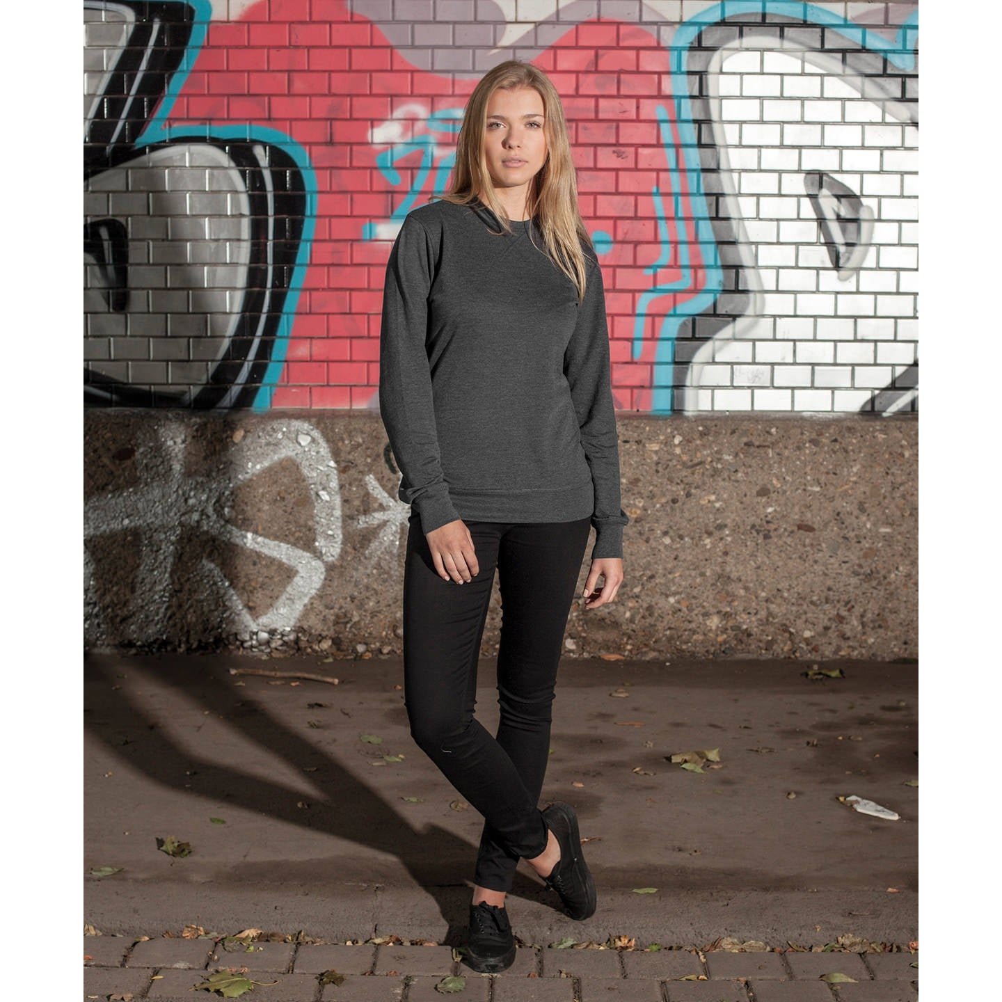 Build Your Brand Women's Light Crewneck