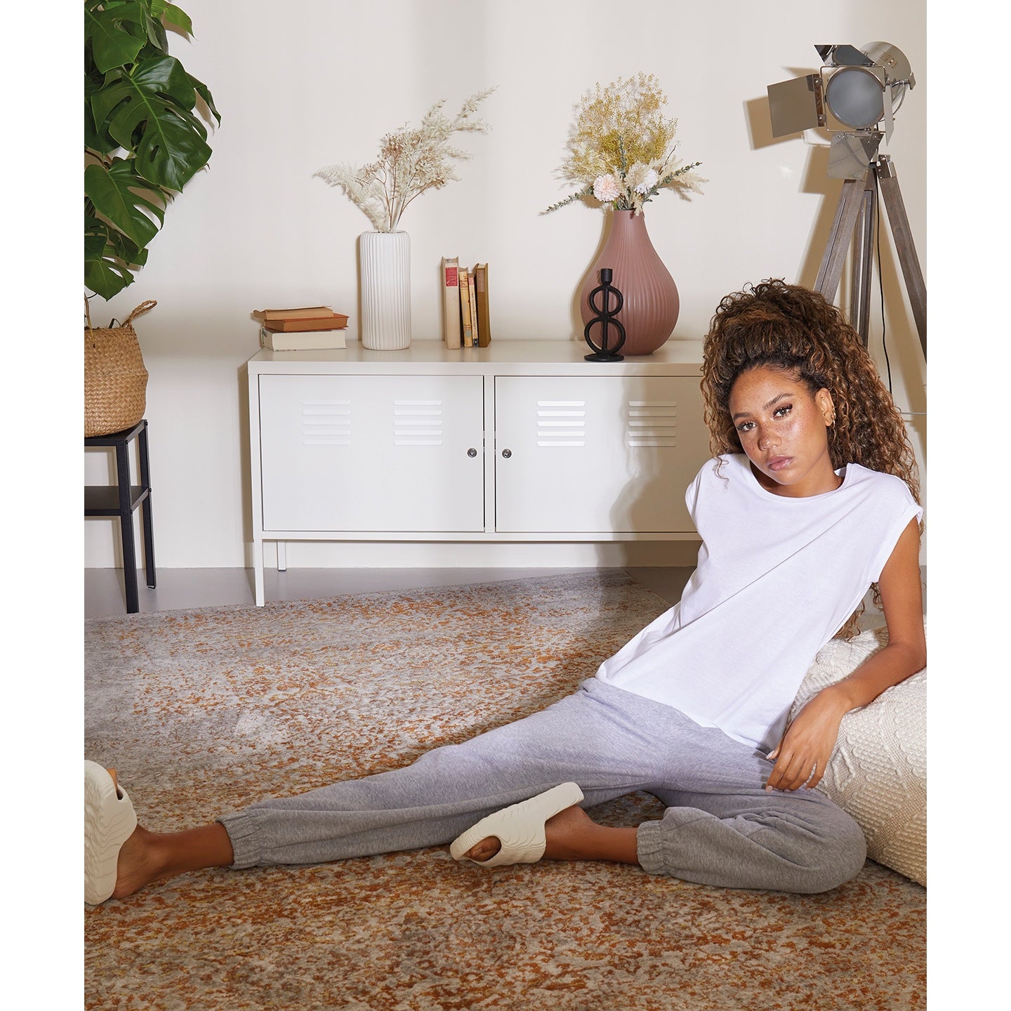 Build Your Brand Women's High Waist Balloon Sweatpants