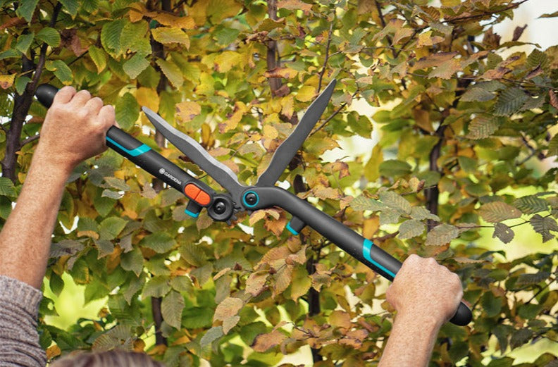 Gardena 2in 1 EnergyCut Hedge Clipper