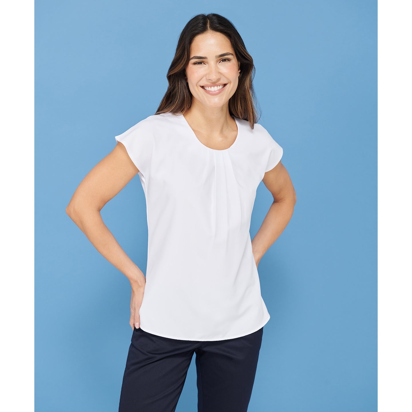 Henbury Women's Pleat Front Short Sleeve Blouse