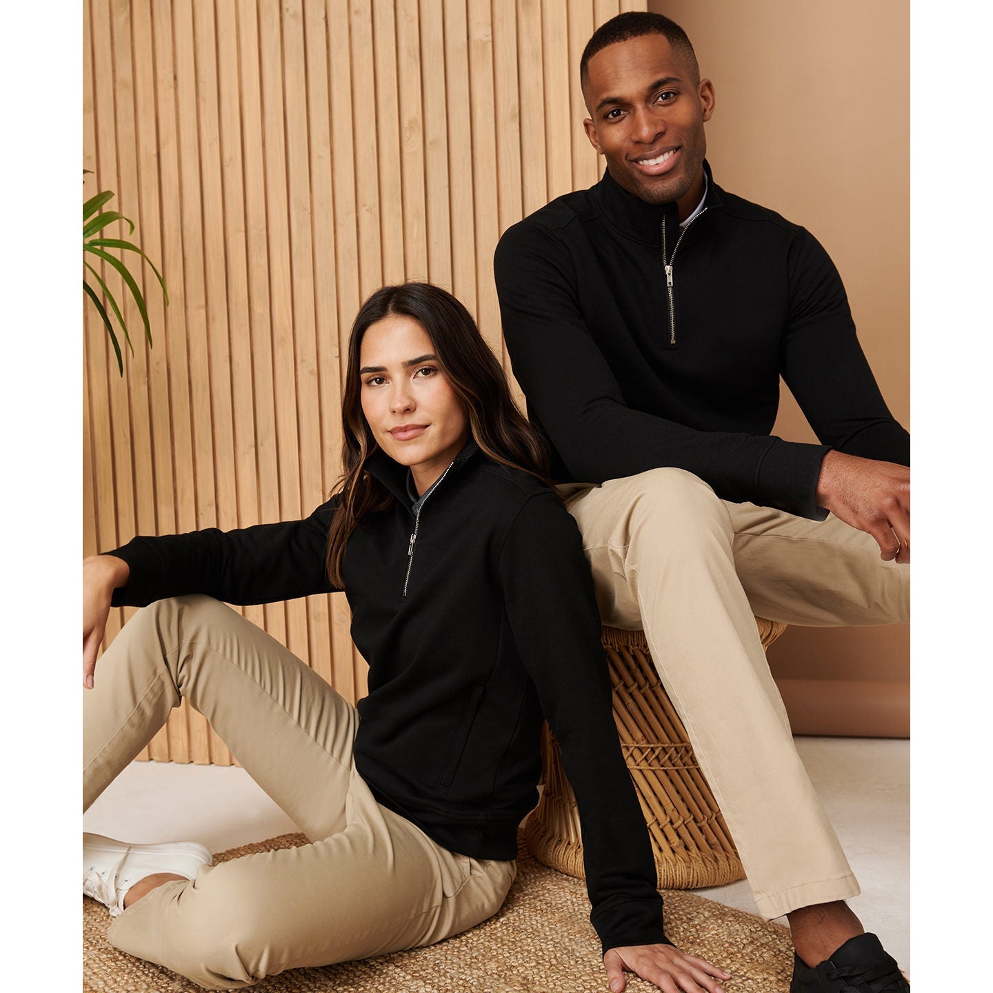 Henbury Unisex Sustainable ¼-Zip Sweatshirt