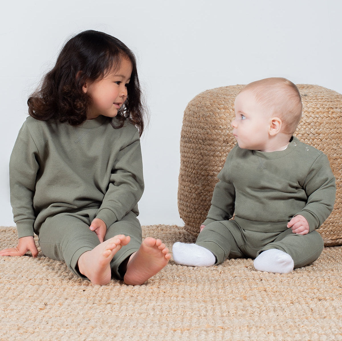 Larkwood Sustainable Sweatshirt