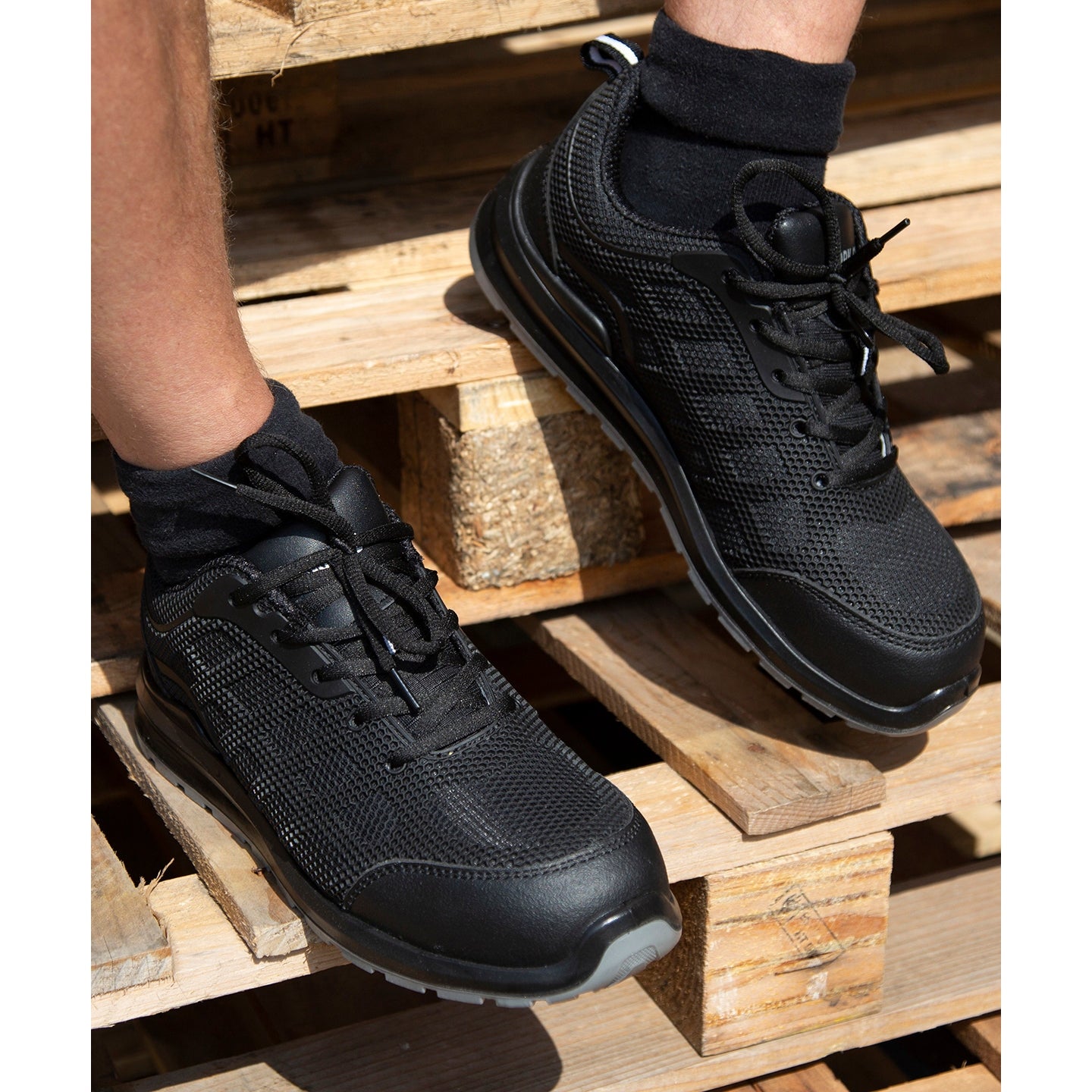 Result Workguard All-Black Safety Trainer