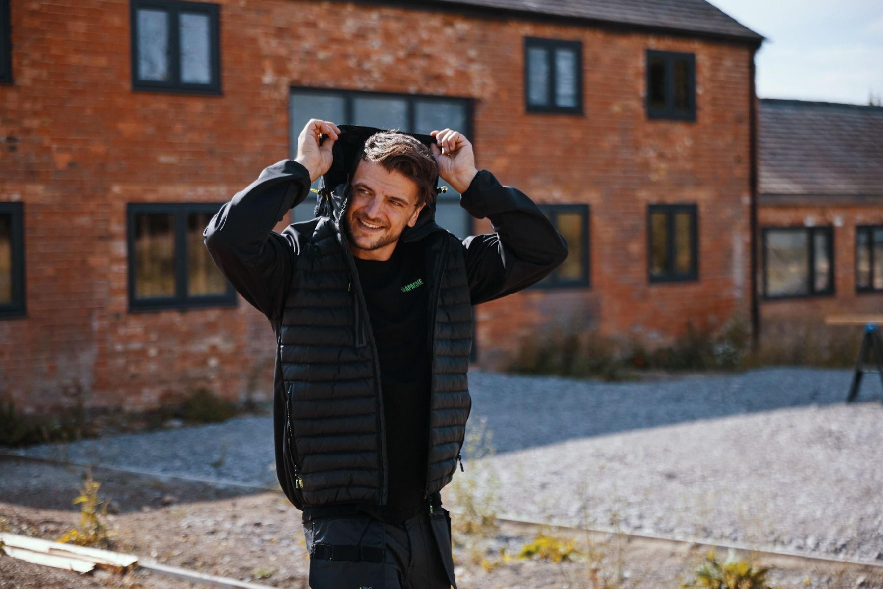 Ashcroft Apache Hybrid Jacket with Foldaway Hood